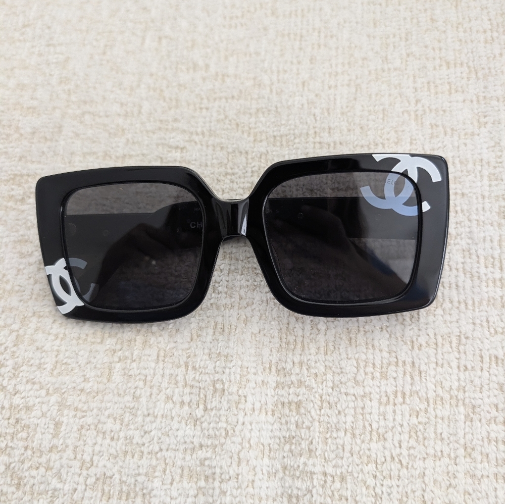 CHANEL Black Square Sunglasses - Picture 2 of 5